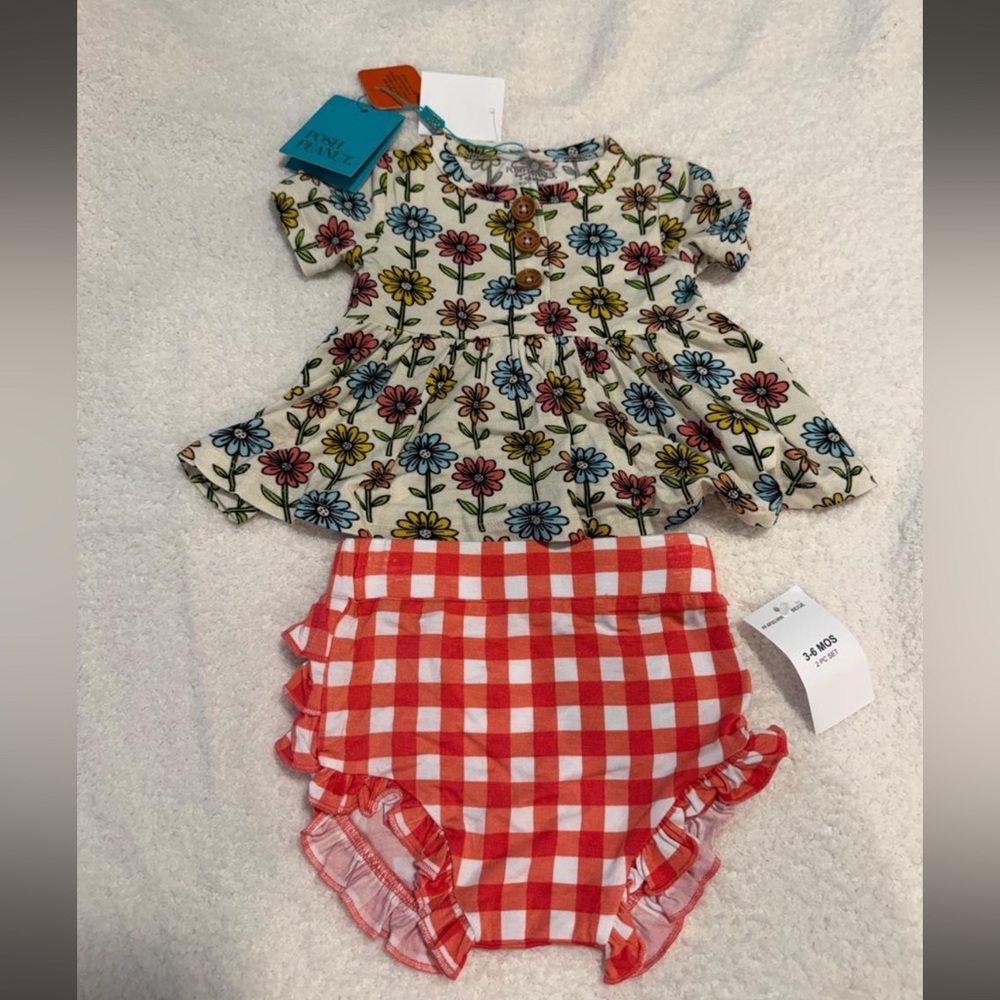 NWT Posh Peanut set